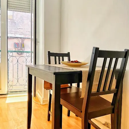 Appartamento Mdo Cozy Apartment In Central Location T1