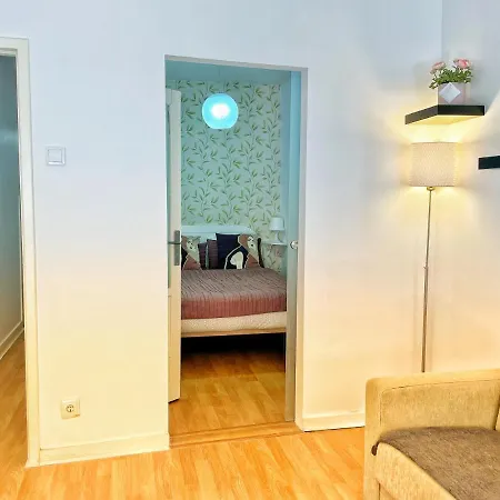Apartment Mdo Cozy Apartment In Central Location T1